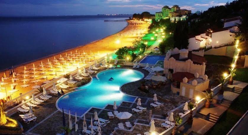 Andalucia Beach Hotel Elenite Exterior foto