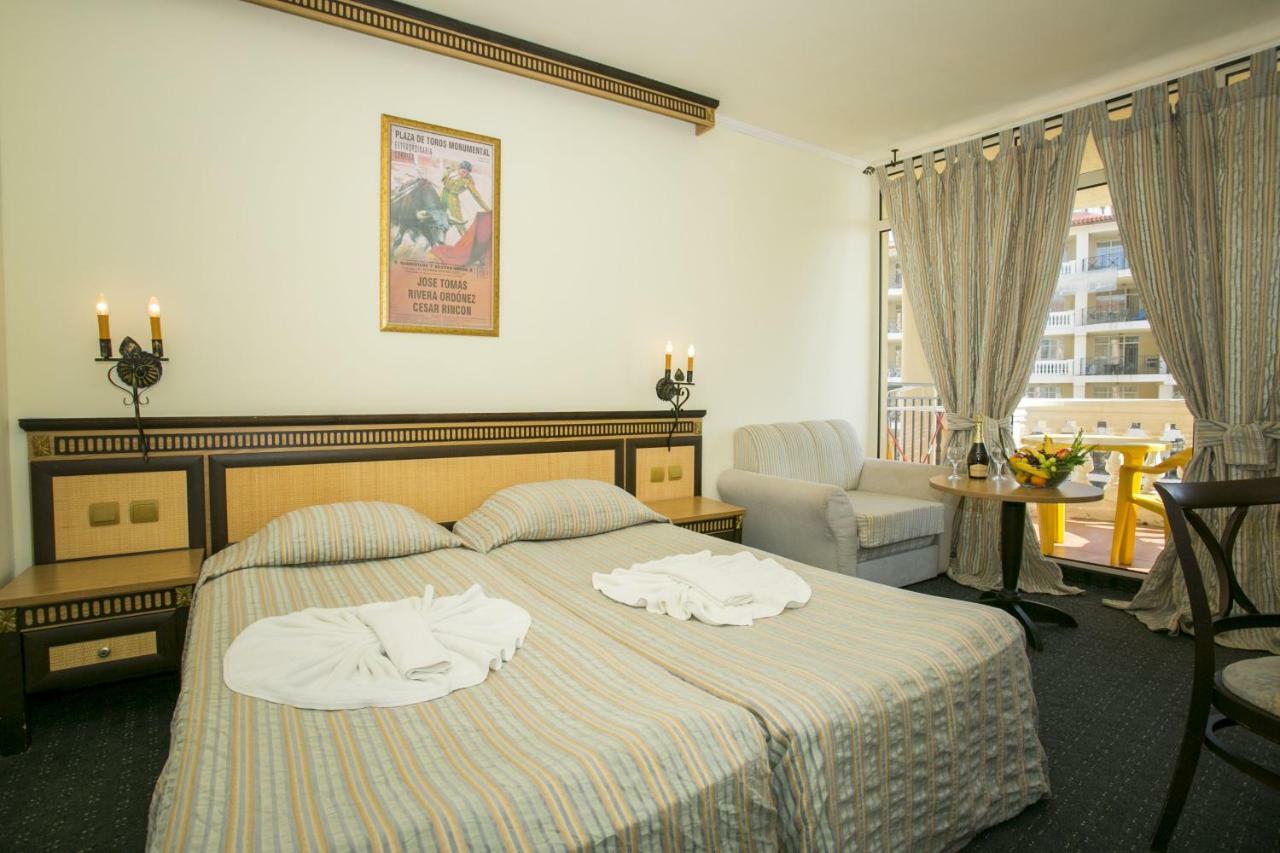 Andalucia Beach Hotel Elenite Zimmer foto